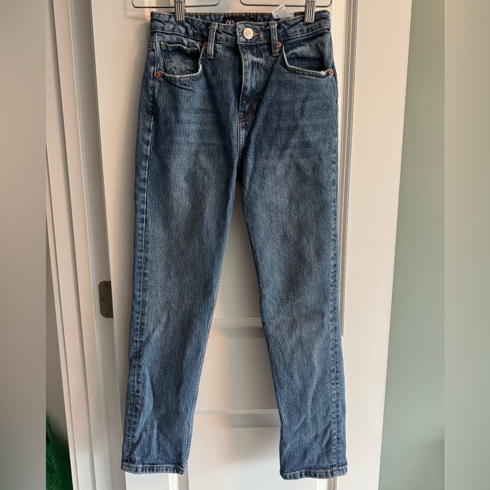 Zara Straight Jean